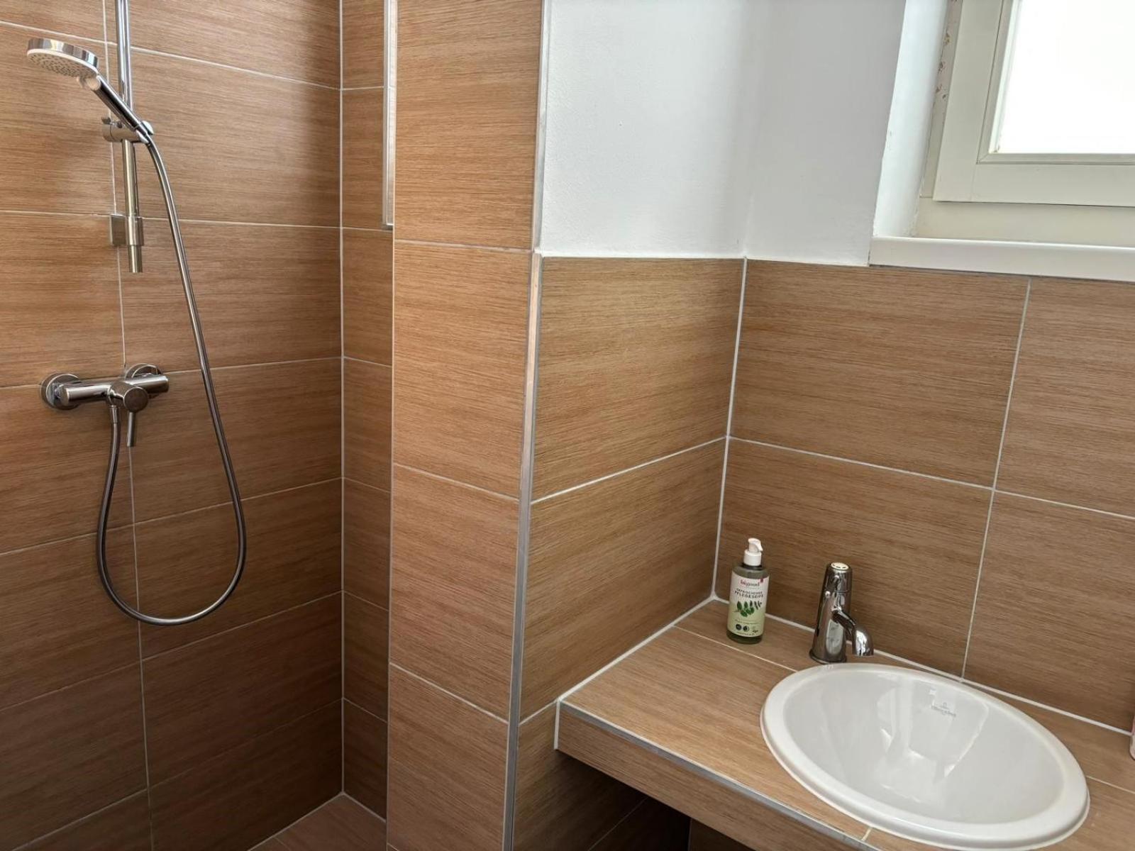 Casa Nostra - Schoene 3-Zimmerwohnung Am Augarten Виена Екстериор снимка